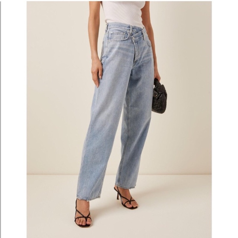 AGOLDE criss cross upsized jean in Suburbia 26 read